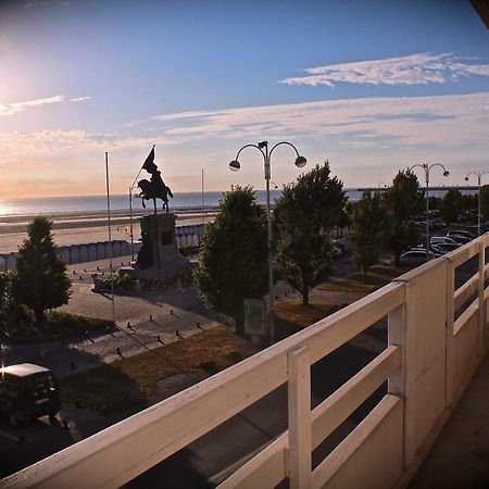 Le Bain De Mer Boulogne-sur-Mer Exterior foto